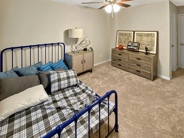 11922 Amber Oak Way — Photo 33