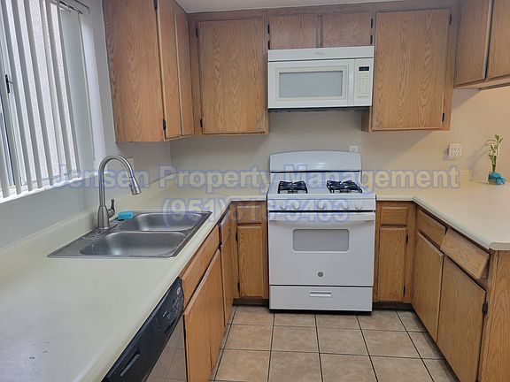 4th image of 28681 Calle Del Lago #A