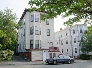 56 Sagamore St APT 3, Lynn, MA 01902