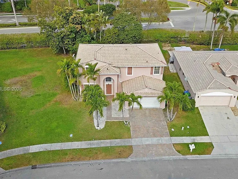 2232 SW 120th Ave — Photo 31