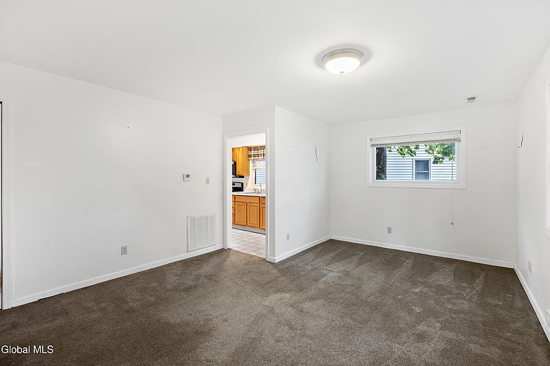2nd image of 56 Miracle Ln