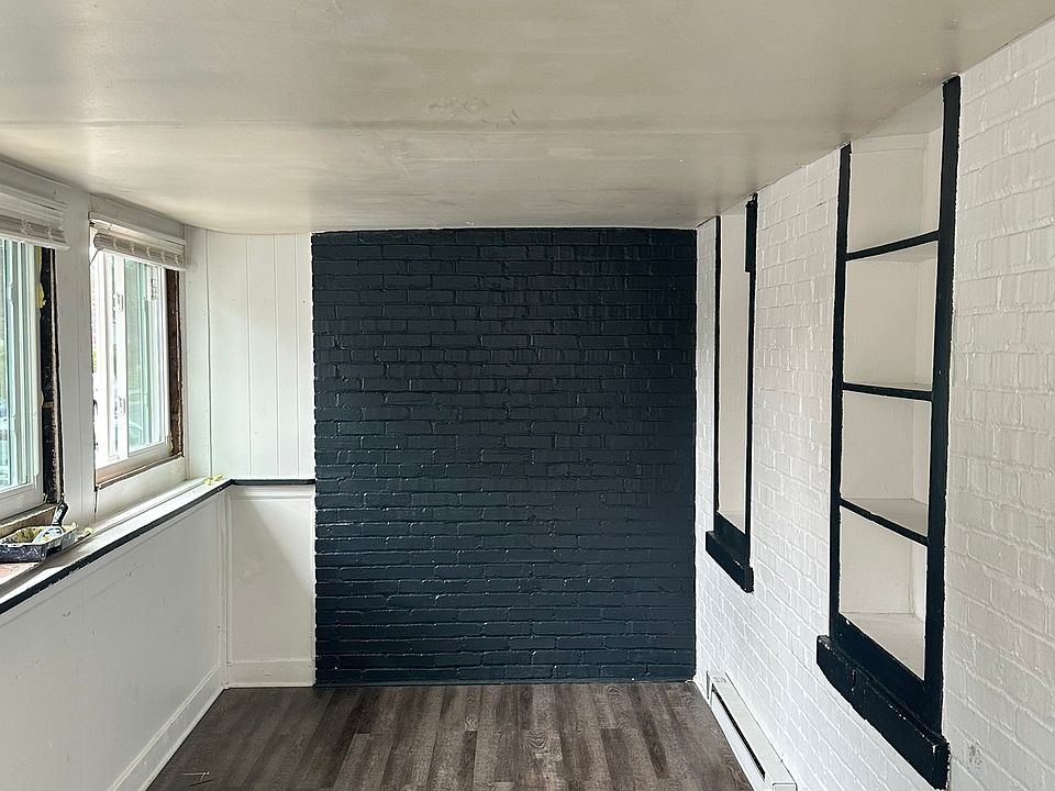 1st image of 119 N 6th St #11188873