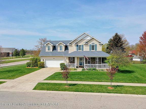 2nd image of 2101 Moorwood Dr