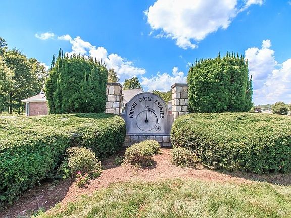 2nd image of 860 Orville Way