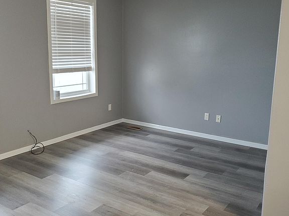 3rd image of 2101 Toulouse St #B