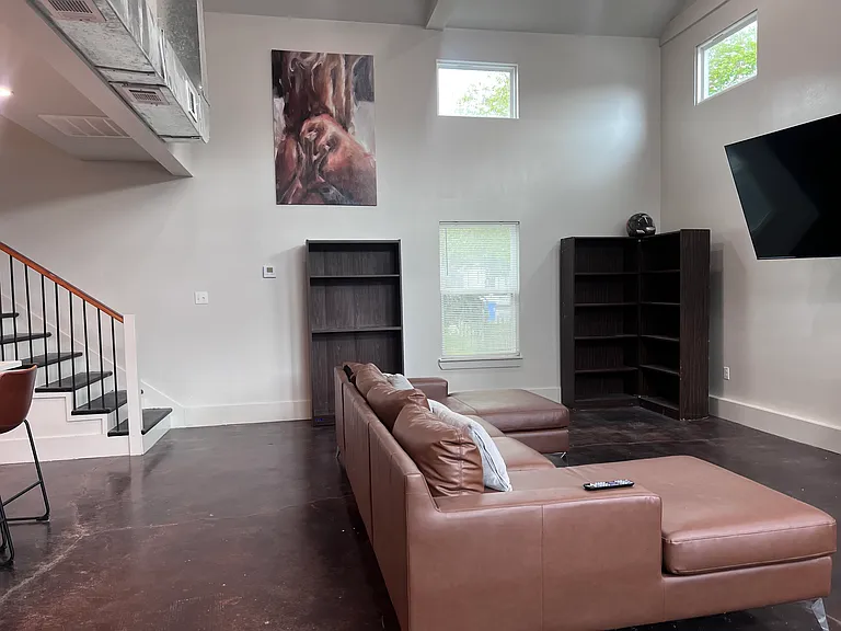 3307 Iberville St — Photo 5