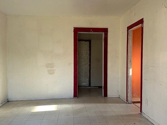 5th image of 1120 Jefferson Ave