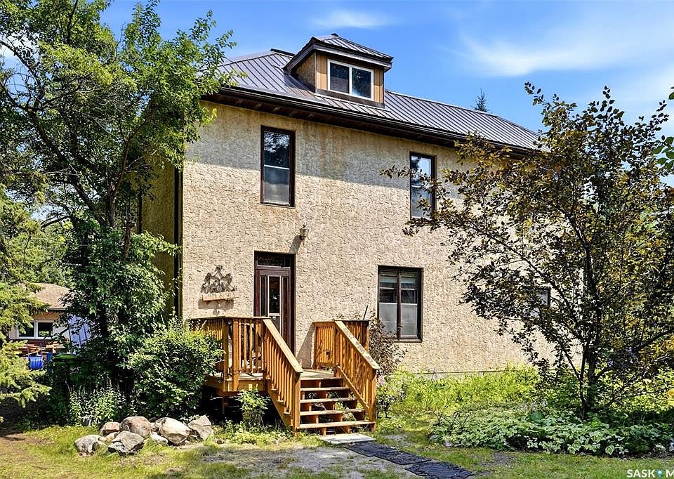1st image of 913 Boyle STREET