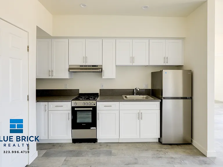4324 S Vermont Ave #501 — Photo 13