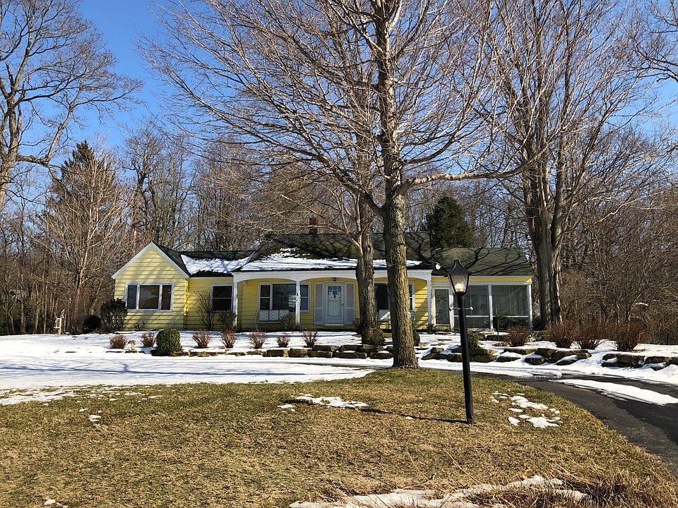 1st image of 2851 Lakeshore Dr
