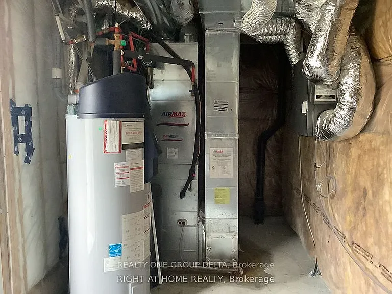 14 Hughes Ln W — Photo 15