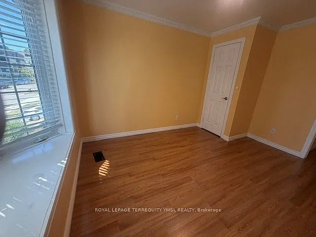 8 Farmstead Rd — Photo 26
