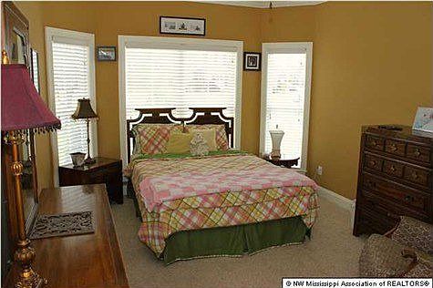 4th image of 2954 Poplar Woods Dr