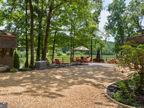 99 Magnificent Way, Cleveland, GA 30528