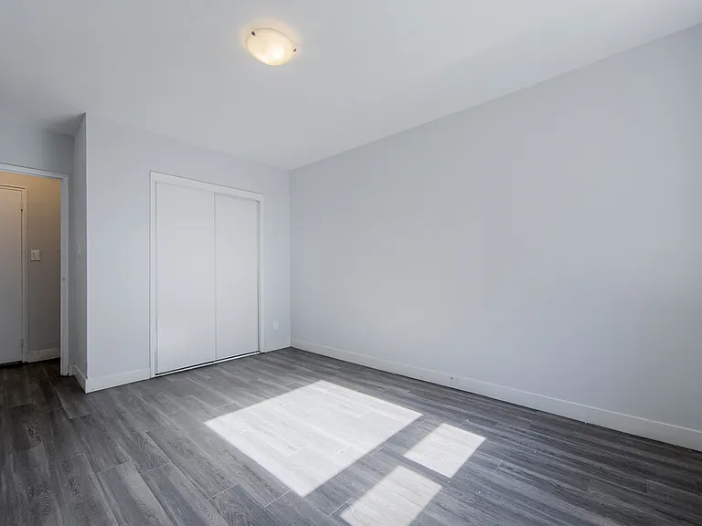 2265 Victoria Park Ave — Photo 11