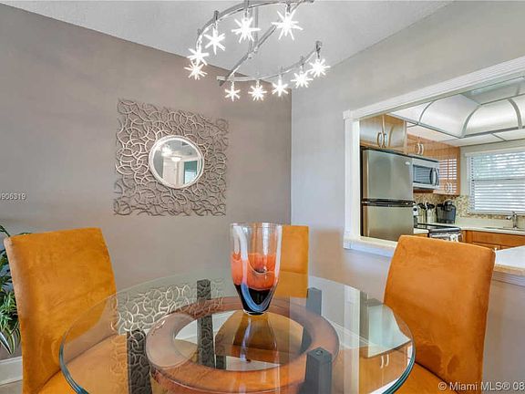 2nd image of 2751 Sunrise Lakes Dr E APT 301