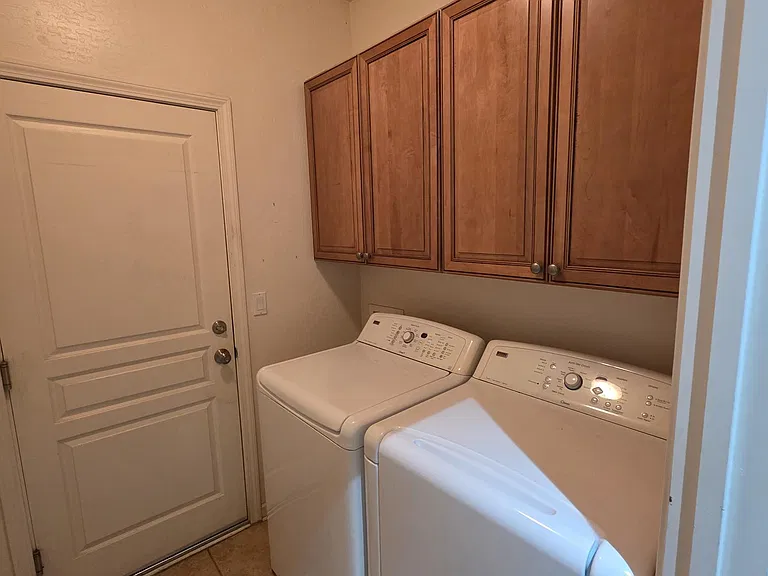 1640 Autumn Valley Ct — Photo 14