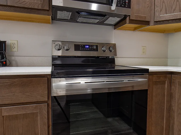 Terrace Place Apartments — Photo 27