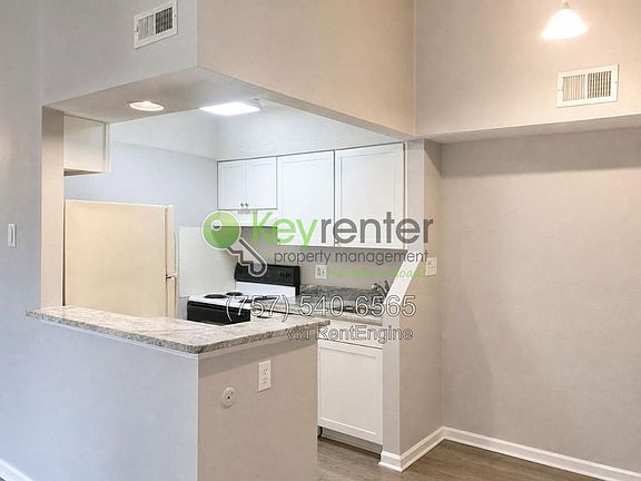 5th image of 45 Haverford Ct