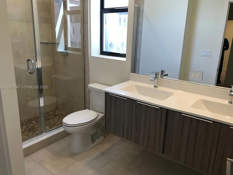 10431 NW 82nd St #5000 — Photo 6
