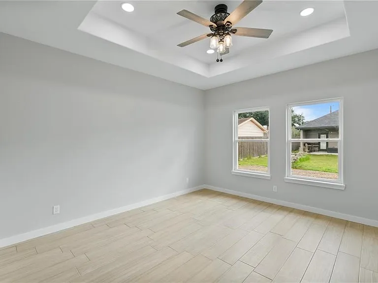 3618 Rebecca Dr — Photo 7