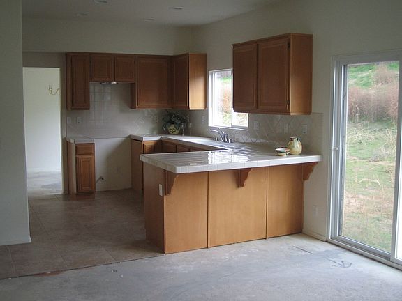 Family Room to Kitchen