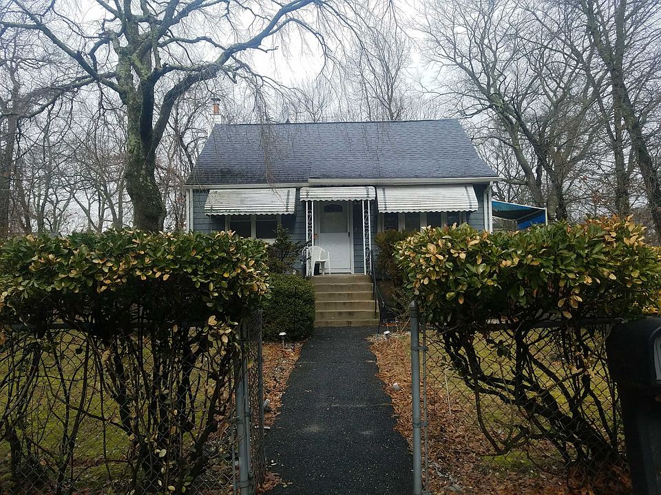 1st image of 25 West Ln
