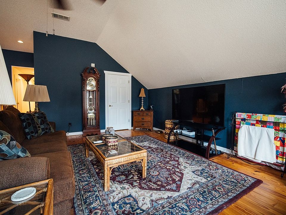 25th image of this home