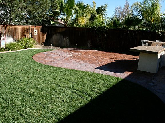 5th image of 23472 Canterbury Ln