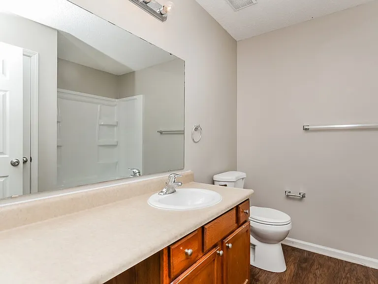 672 Cloverfield Ln — Photo 12