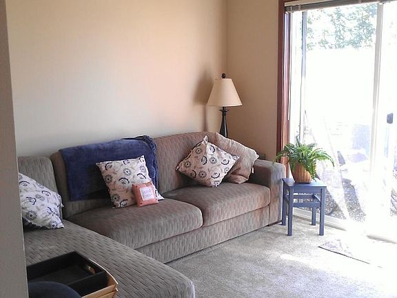 4th image of 3020 Kromer Ave SE Unit C