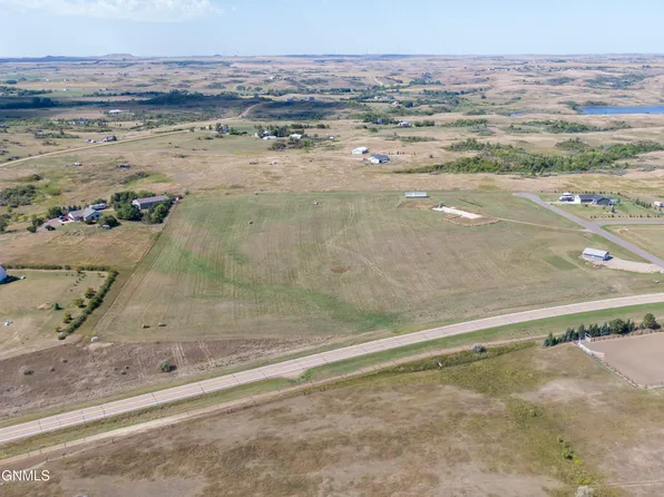 4 Highway 1806, Mandan, ND 58554