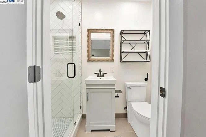 3 bed, 1354 sqft, $5,500 — Photo 3