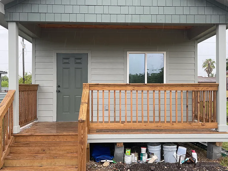 4207 County Road 305b #B — Photo 1