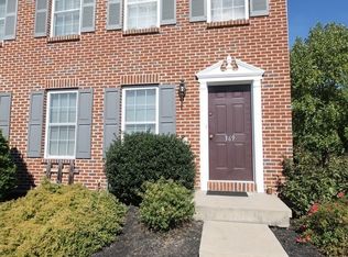 369 Deerfield Dr, Mount Joy, PA 17552