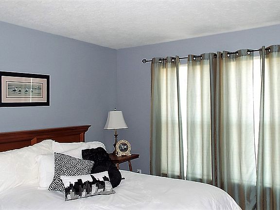 3rd image of 2769 Parkerridge Dr
