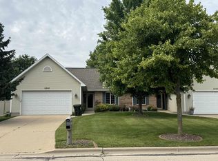 2242 Effingham Way, Sun Prairie, WI 53590