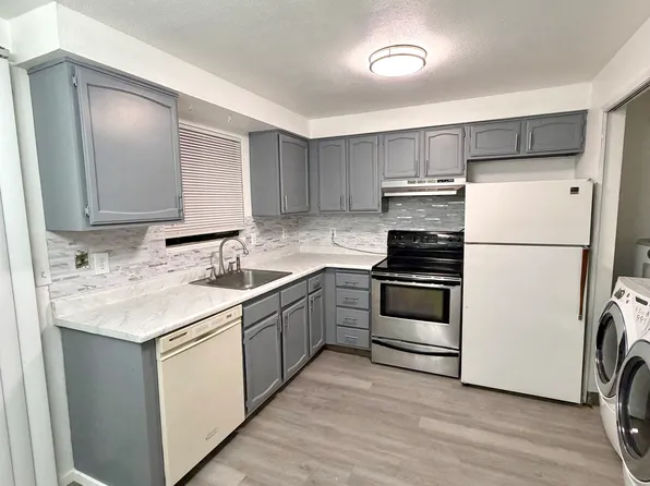 19535 NW Pondosa Ct, Portland, OR 97229