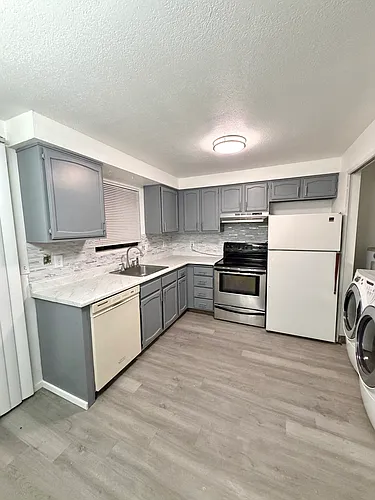 19535 NW Pondosa Ct Photo 1