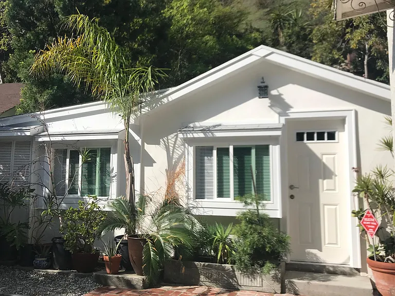 2445 Laurel Pass — Photo 1