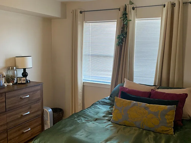 5254 N Neenah Ave #H — Photo 16