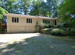 67 Quorn Hunt Rd, West Simsbury, CT 06092