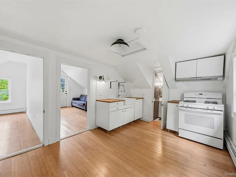 16 Cherry St #2 — Photo 7
