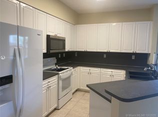 2243 SE 26th Ln #2243, Homestead, FL 33035