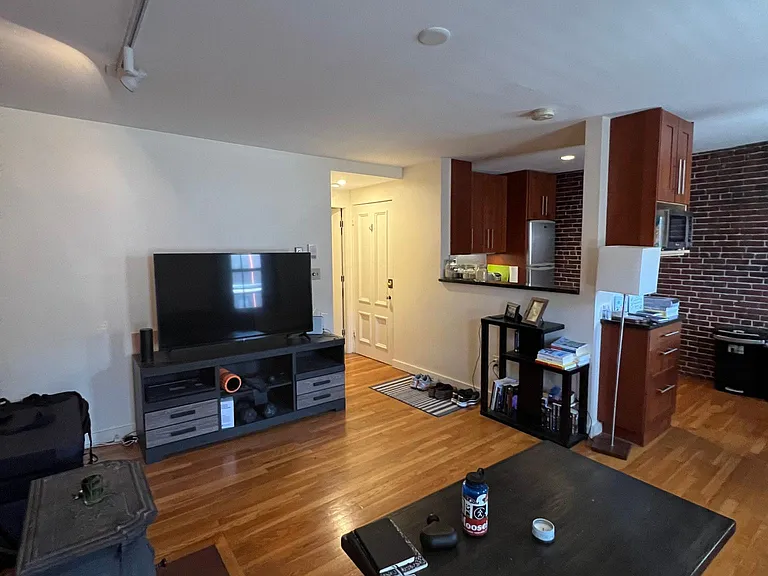 123 W Concord St #2 — Photo 10
