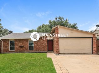 228 Rockcrest Dr, Mesquite, TX 75150