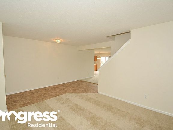 5th image of 19371 Romney Dr