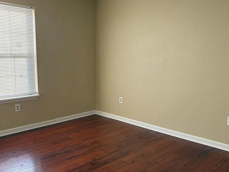 6820 Petre Dr — Photo 11