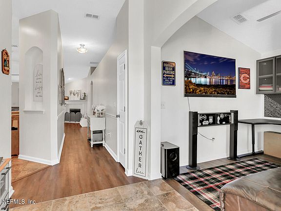 5th image of 2676 CREEK RIDGE Drive