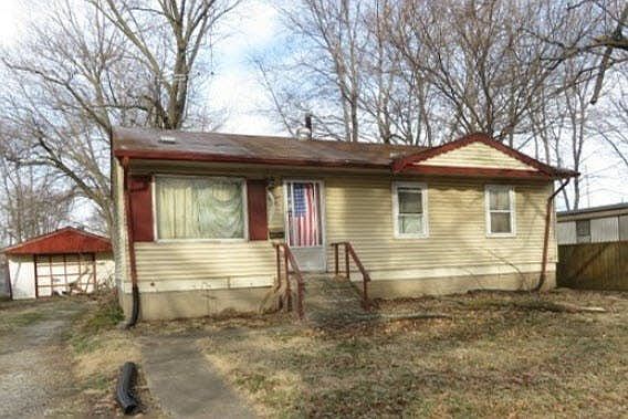 3rd image of 1110 Johnson St